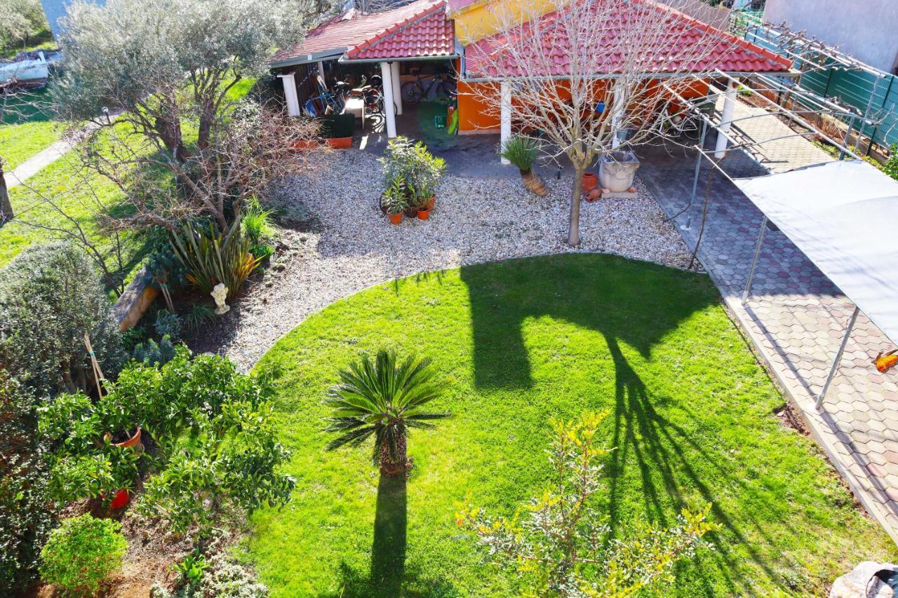 Apartmani Villa Elvira Sukosan Exterior photo